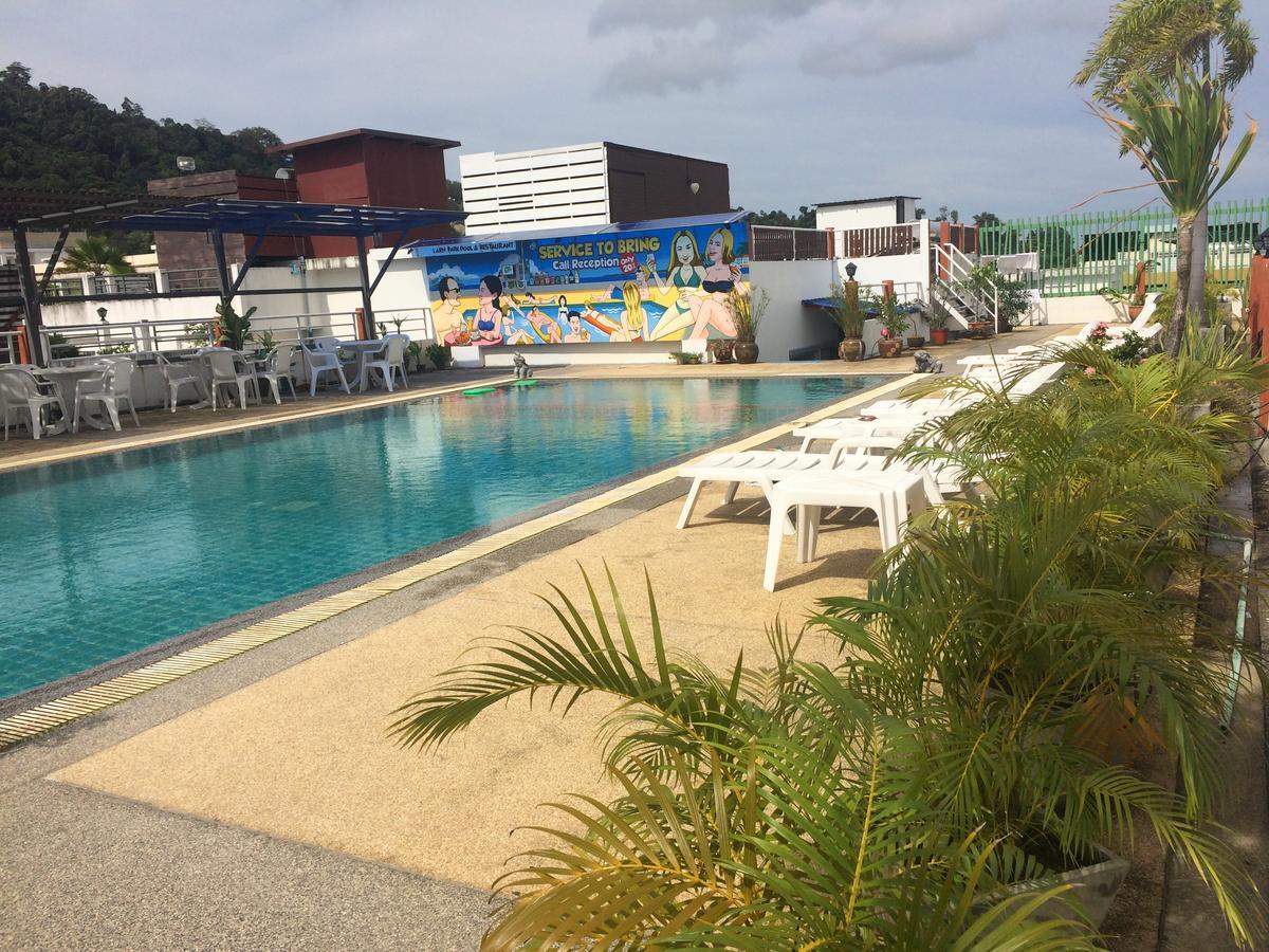 Larn Park Resortel Patong Esterno foto
